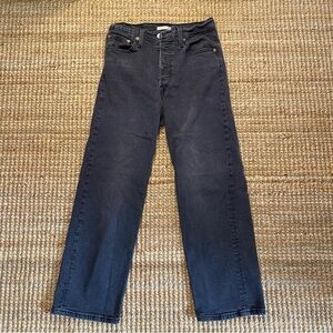 Levi’s Ribcage Straight Ankle jeans, W28 L27